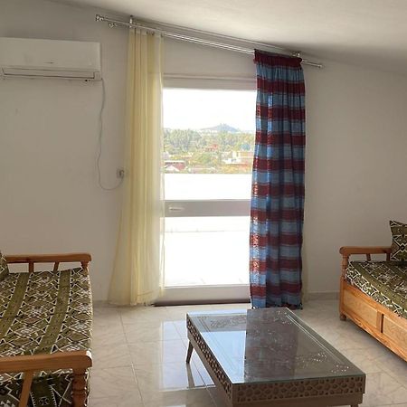 Nn Residence Табарка Екстериор снимка