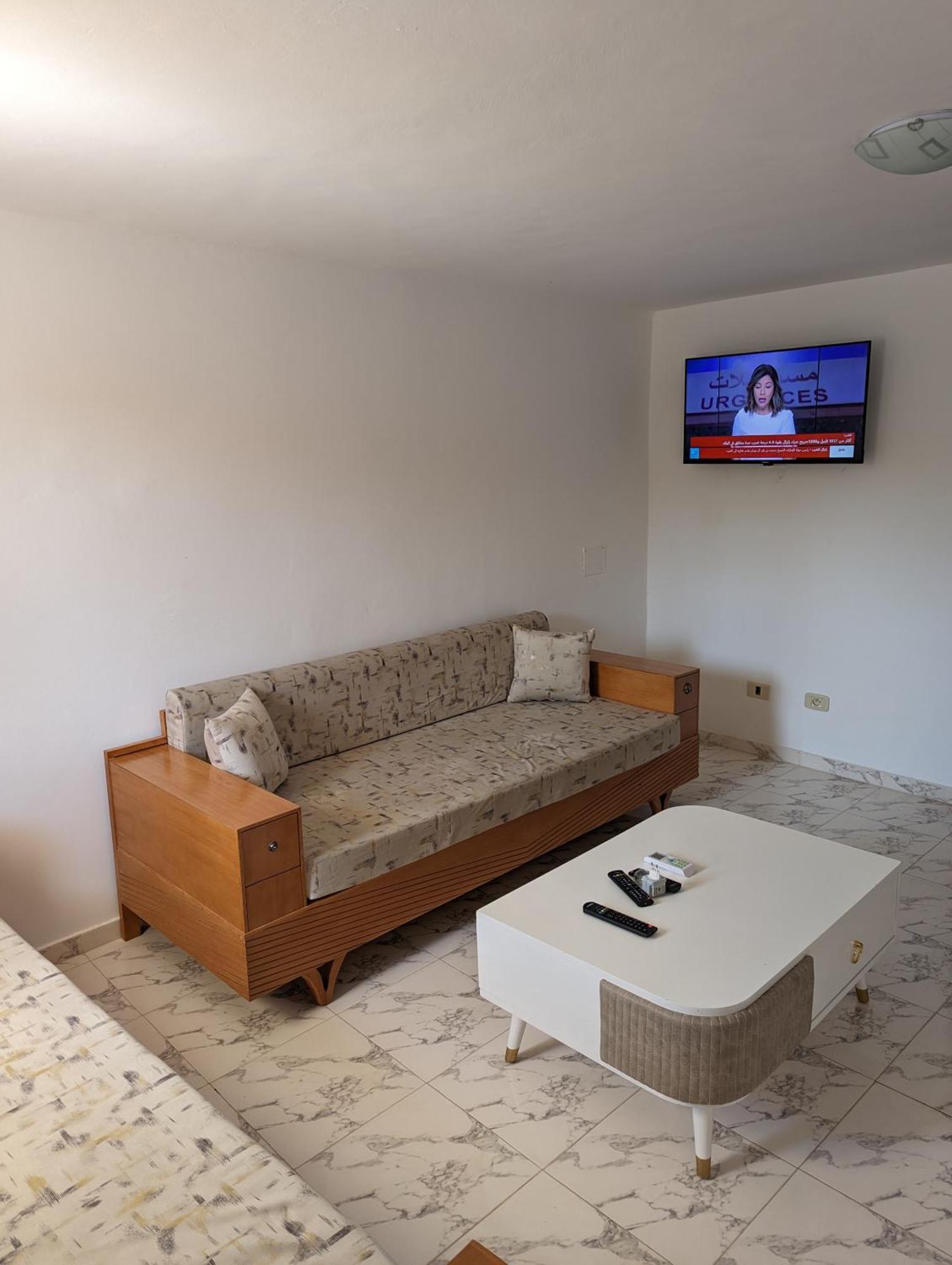 Nn Residence Табарка Екстериор снимка