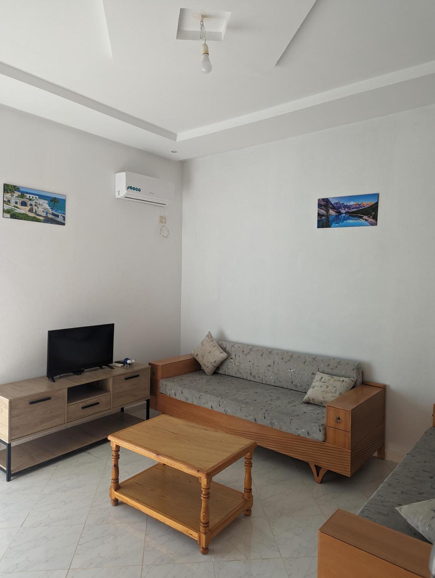 Nn Residence Табарка Екстериор снимка