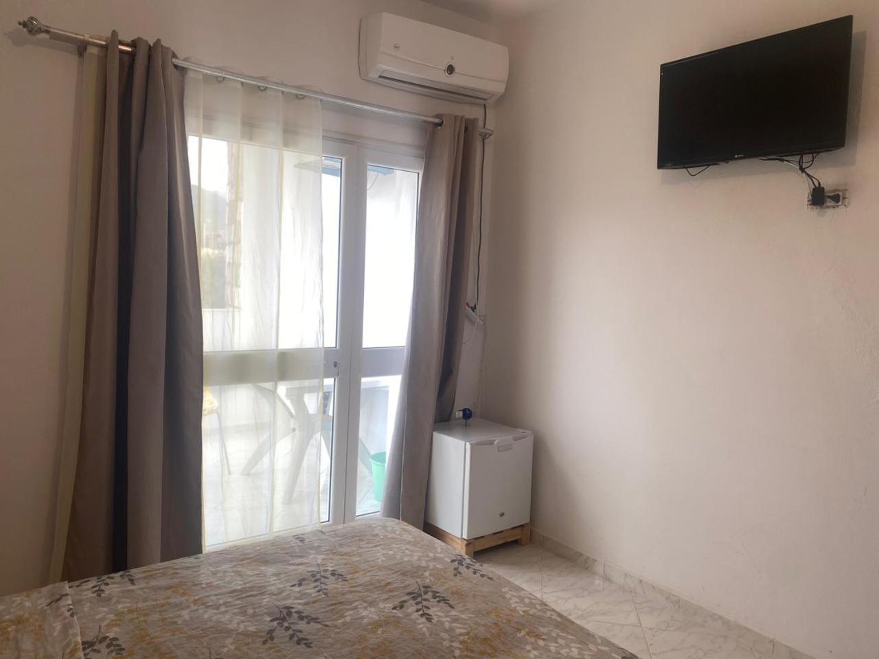 Nn Residence Табарка Екстериор снимка