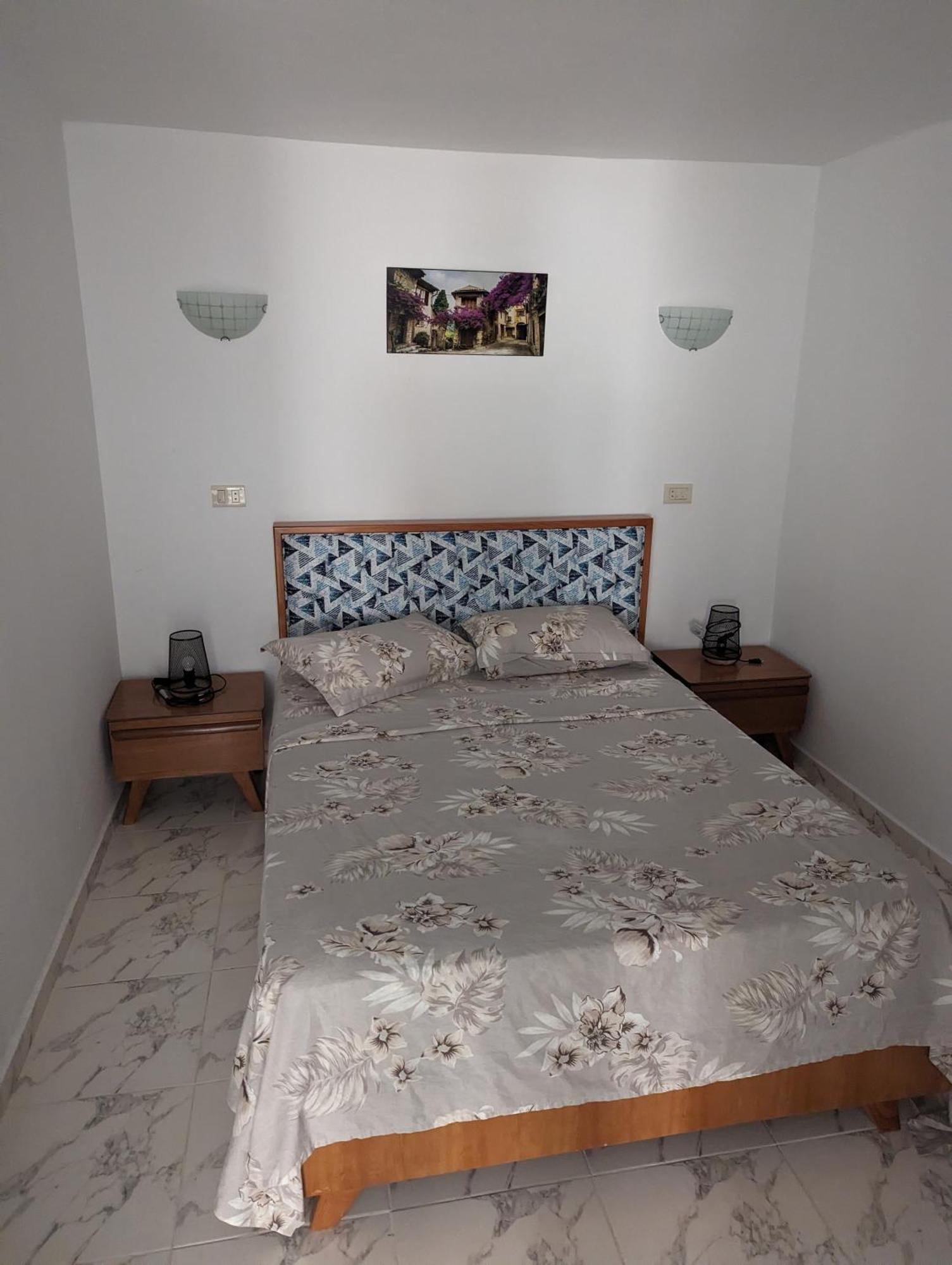 Nn Residence Табарка Екстериор снимка